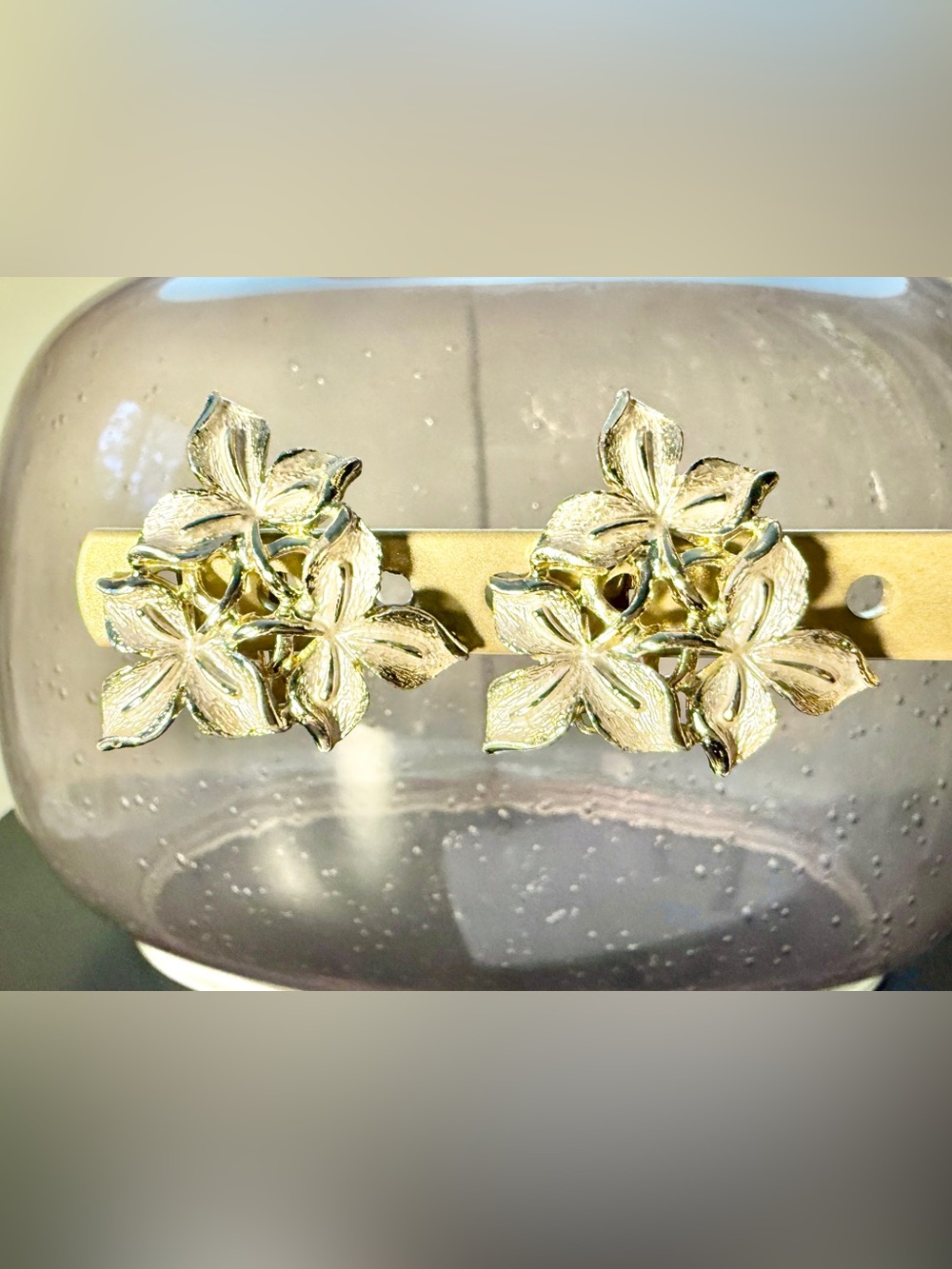 Vintage 1950s / 1960s Signed Judy Lee Silver Three Leaf Cluster Clip On Earrings